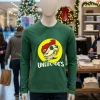 Buc Ee’s Skull Skeleton   Green T Shirt