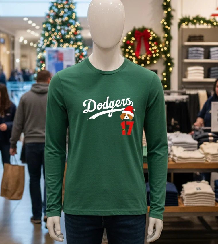 Dodgers And Ohtani 17 Merry Christmas - green-t-shirt Dodgers And Ohtani 17 Merry Christmas Green T Shirt