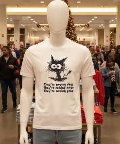 They re Eating Dogs They re Eating Cats They re Eating Pets Scared Cat shirt